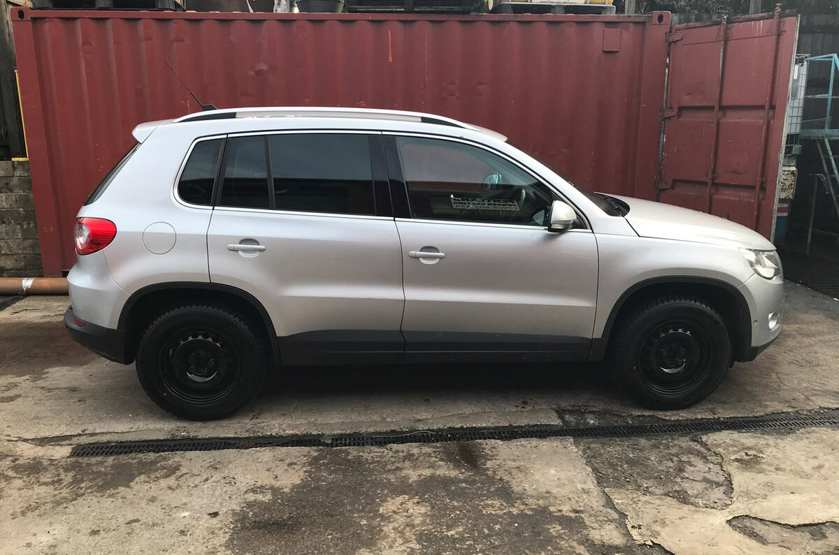 8 volkswagen tiguan