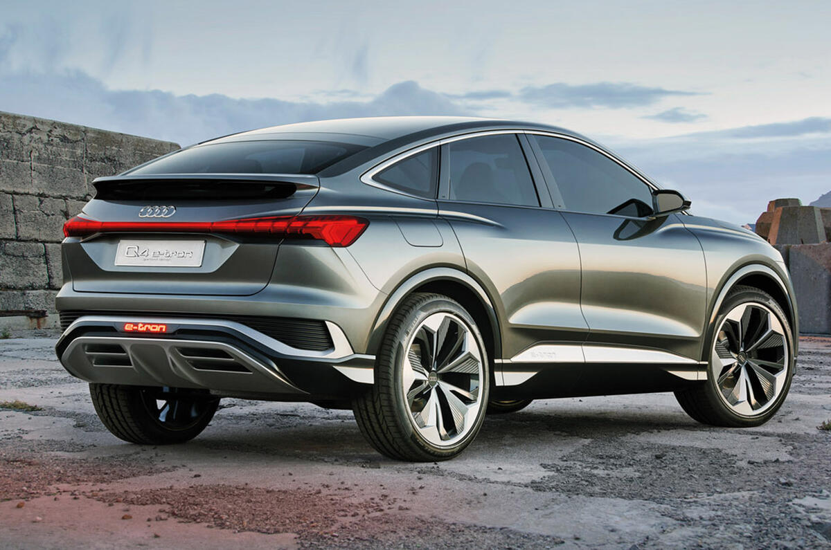 Audi E-tron - static rear