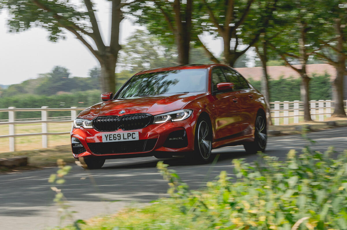 BMW 330e BMW 330e