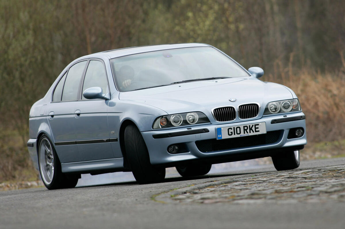 BMW M5 - hero front