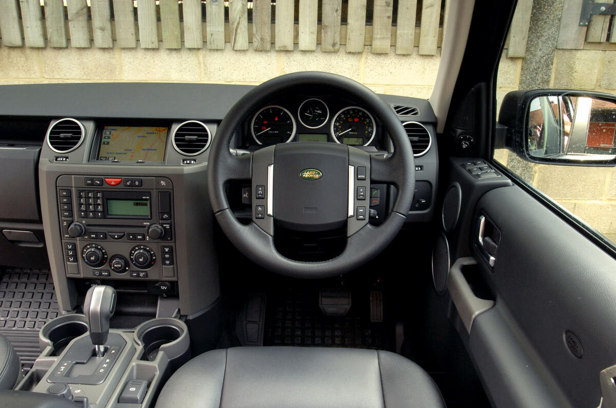 Land Rover Discovery Mk3 - interior