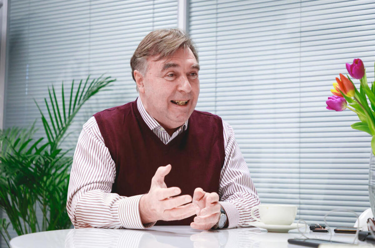 9 lifetime achievement peter horbury talking