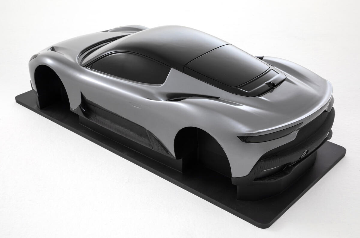 Maserati MC20 - rear