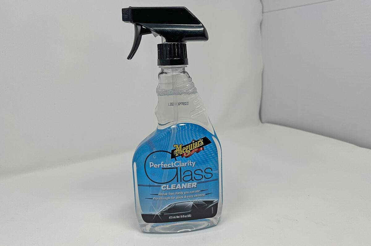 9 MEGUIARS IMG 2200