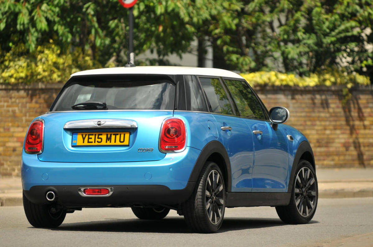 Mini 5dr Cooper - rear