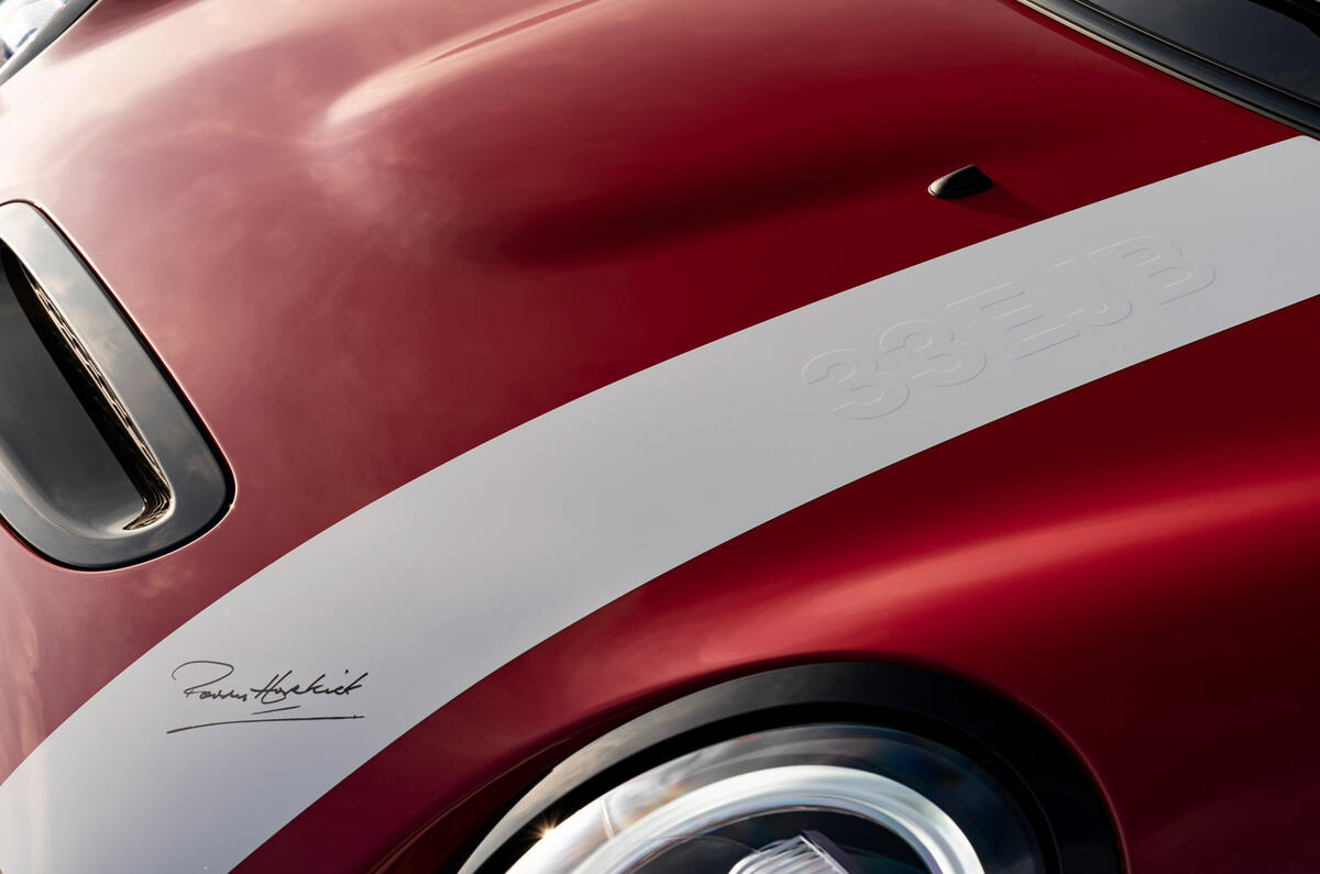 Mini Paddy Hopkirk Edition - stripe