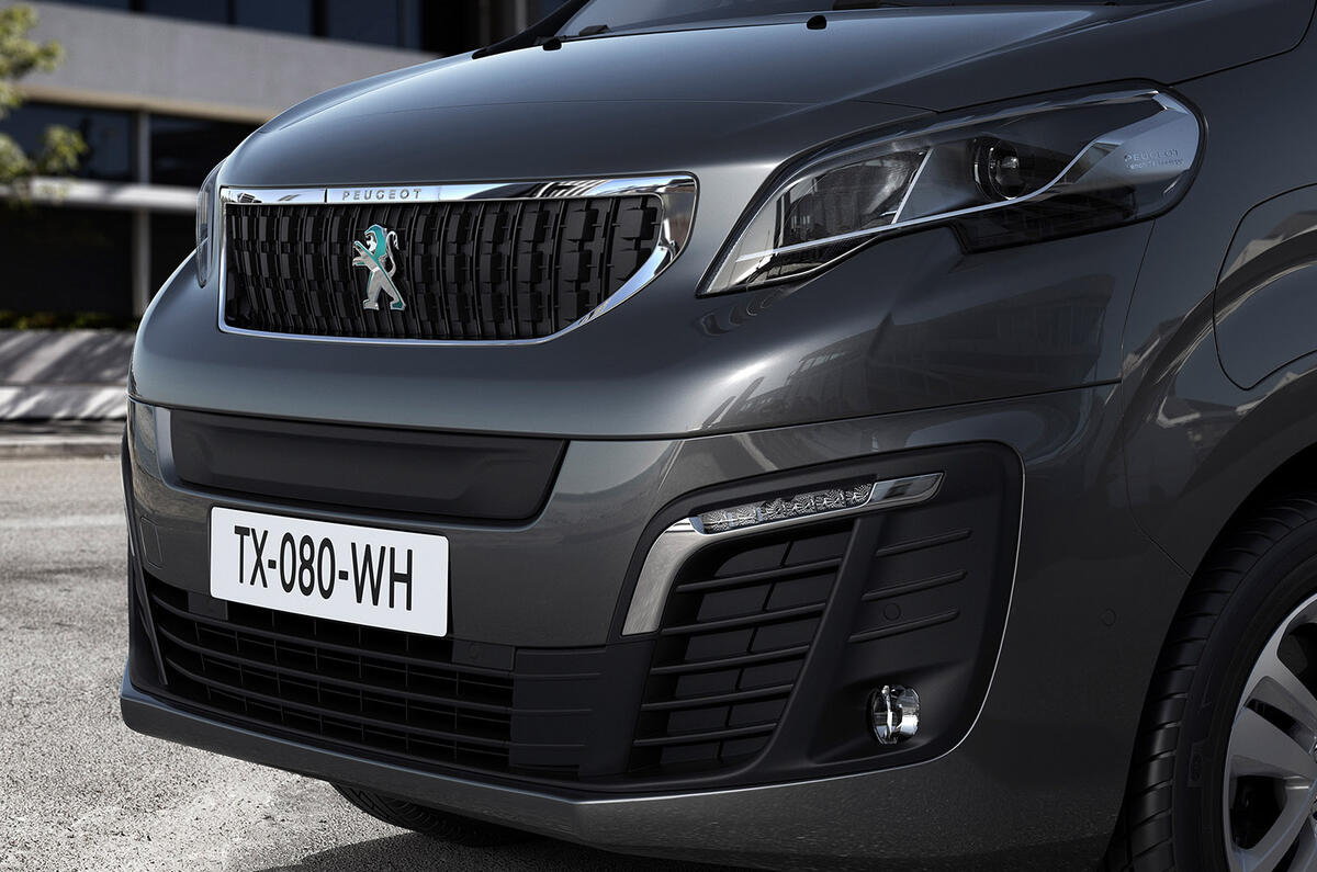 Peugeot e-Traveller 2020 - static front Peugeot e-Traveller 2020 - static front