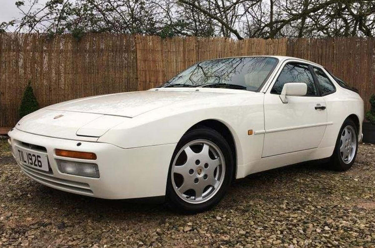 Porsche 944 S2 - static front Porsche 944 S2 - static front