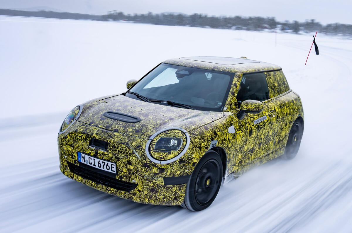 90 2023 Mini Electric prototype ride on ice 90 2023 Mini Electric prototype ride on ice