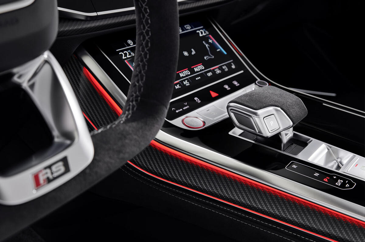 Audi RS Q8 2020 official reveal photos - centre console