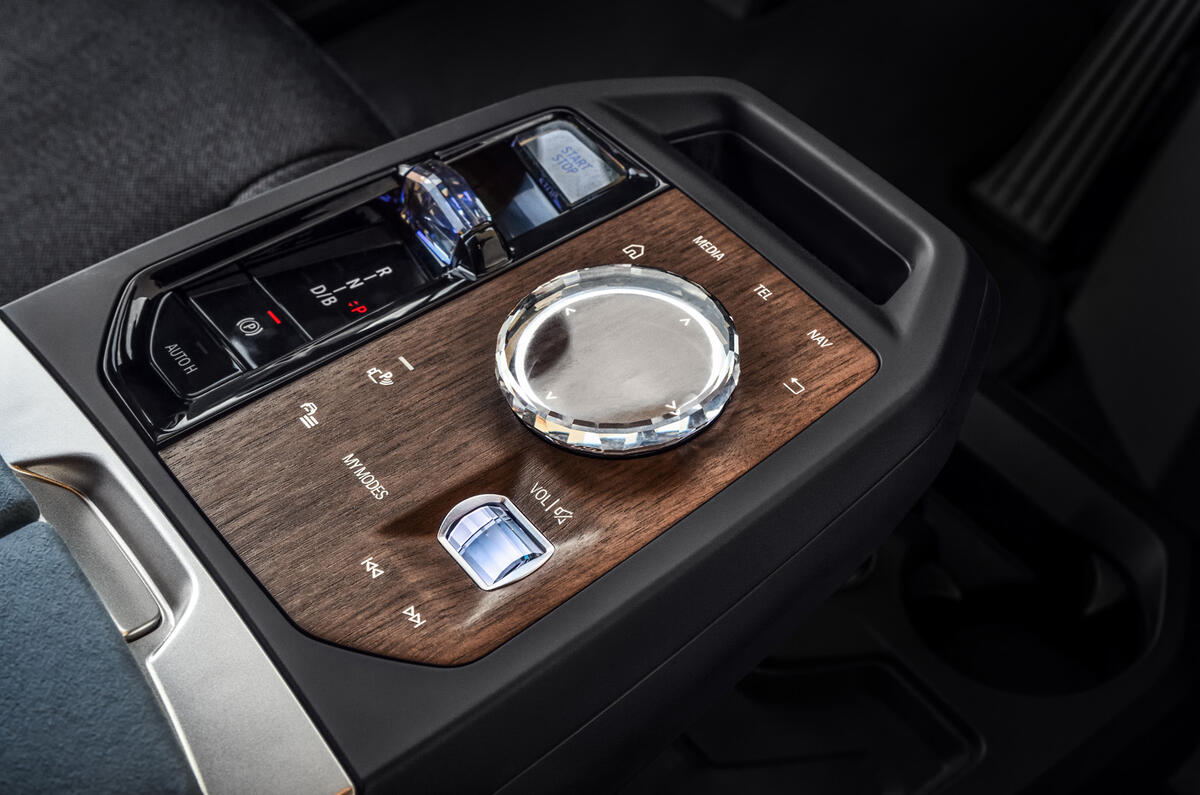 BMW iNext official images - centre console BMW iNext official images - centre console