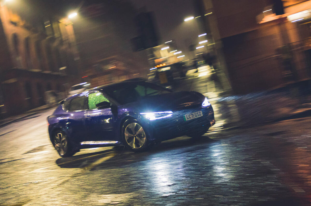 90 Brighton to Glasgow Kia EV6 2022 night driving
