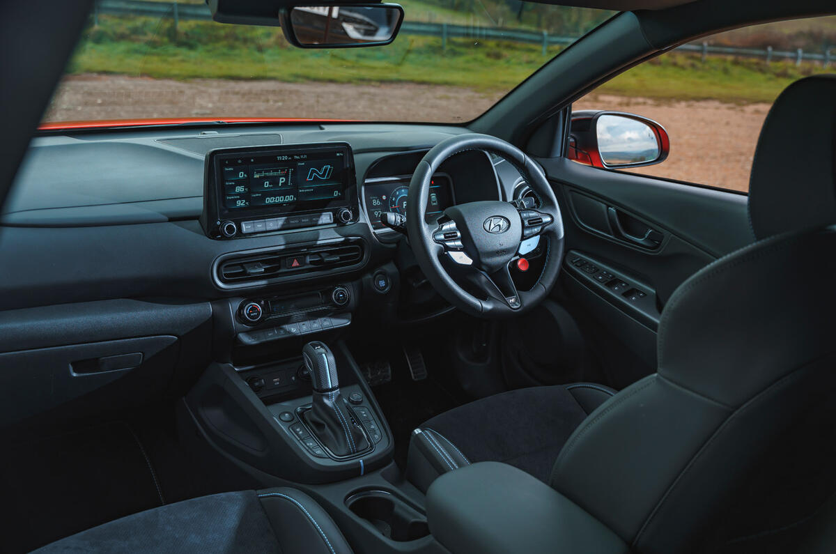 90 Cupra Formentor vs Hyundai Kona N 2022 Kona cabin 90 Cupra Formentor vs Hyundai Kona N 2022 Kona cabin