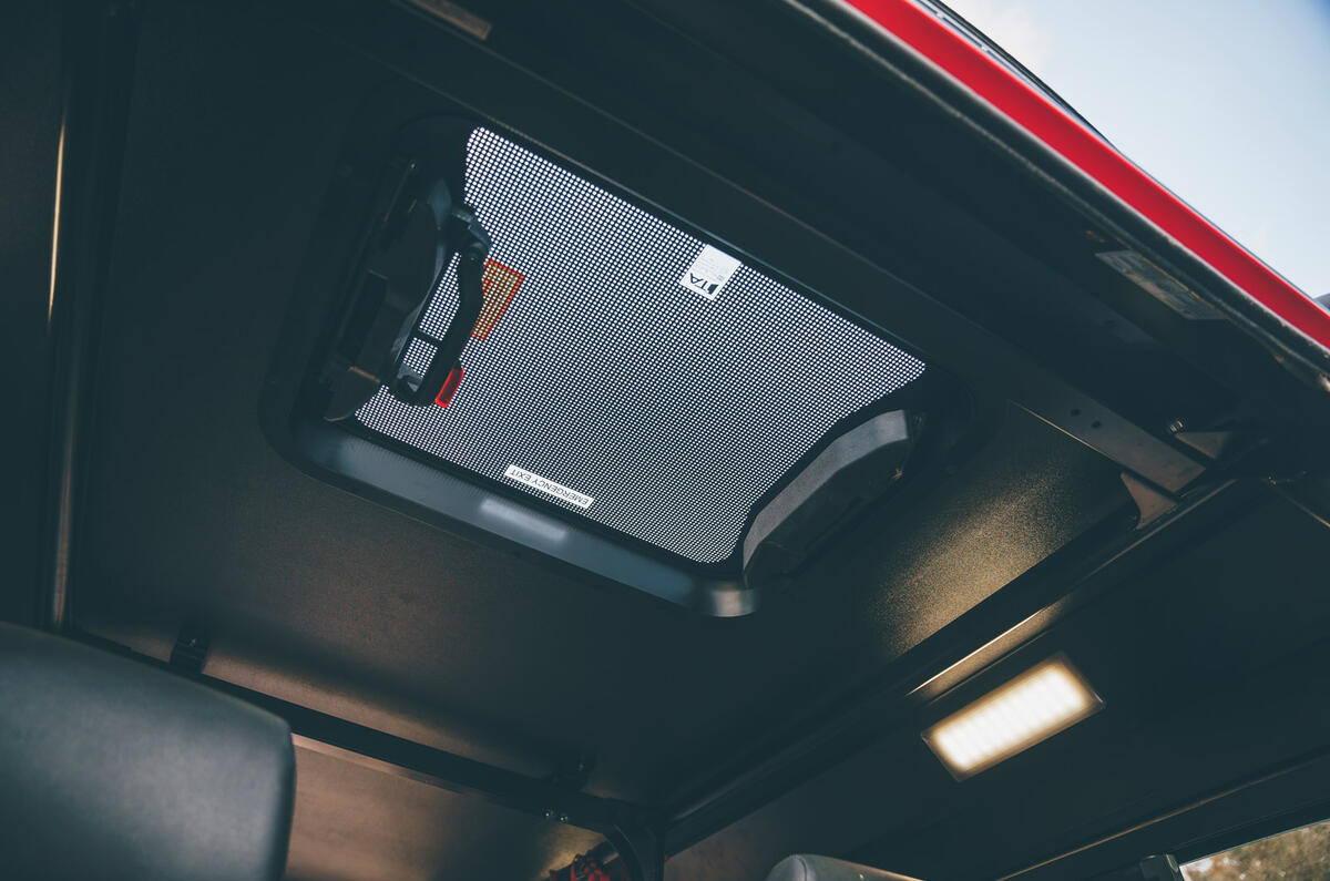 90 Fat Truck 2021 drive sunroof 90 Fat Truck 2021 drive sunroof