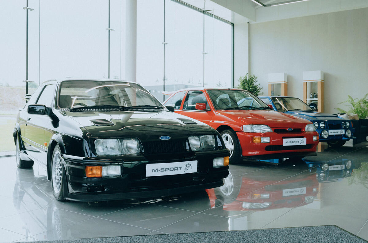 90 ford sierra cosworth ford escort cosworth front dovenby hall circuit m sport  90 ford sierra cosworth ford escort cosworth front dovenby hall circuit m sport