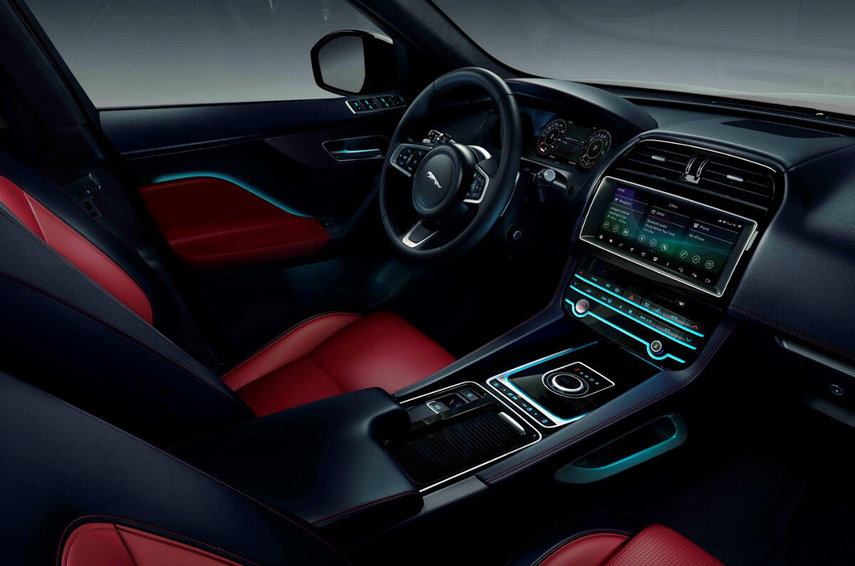 Jaguar F-Pace Chequered Flag edition - interior