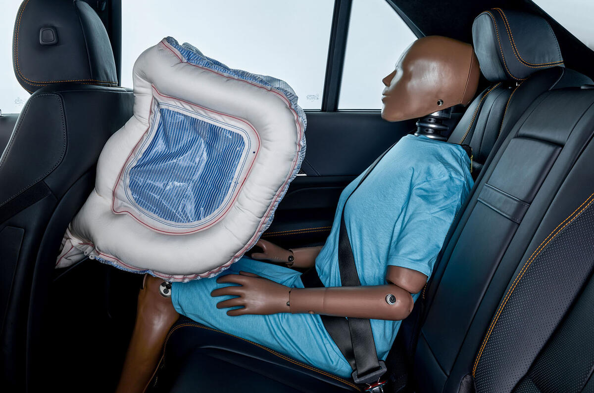 Mercedes-Benz ESF 2019 concept - official press images - rear airbag