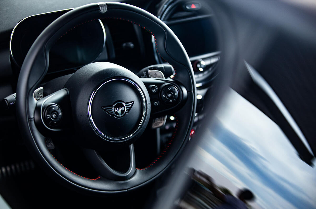 2020 Mini JCW GP first ride - steering wheel