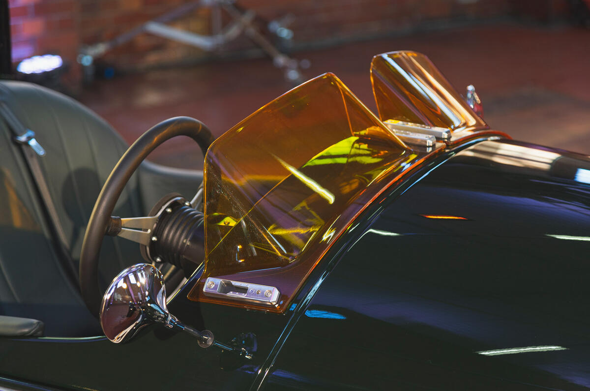 90 Morgan Super 3 2022 Autocar green windscreen 90 Morgan Super 3 2022 Autocar green windscreen