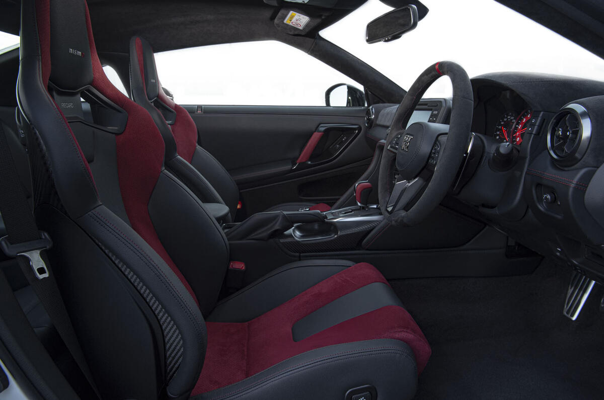 Nissan GT-R Nismo 2020 official reveal - cabin