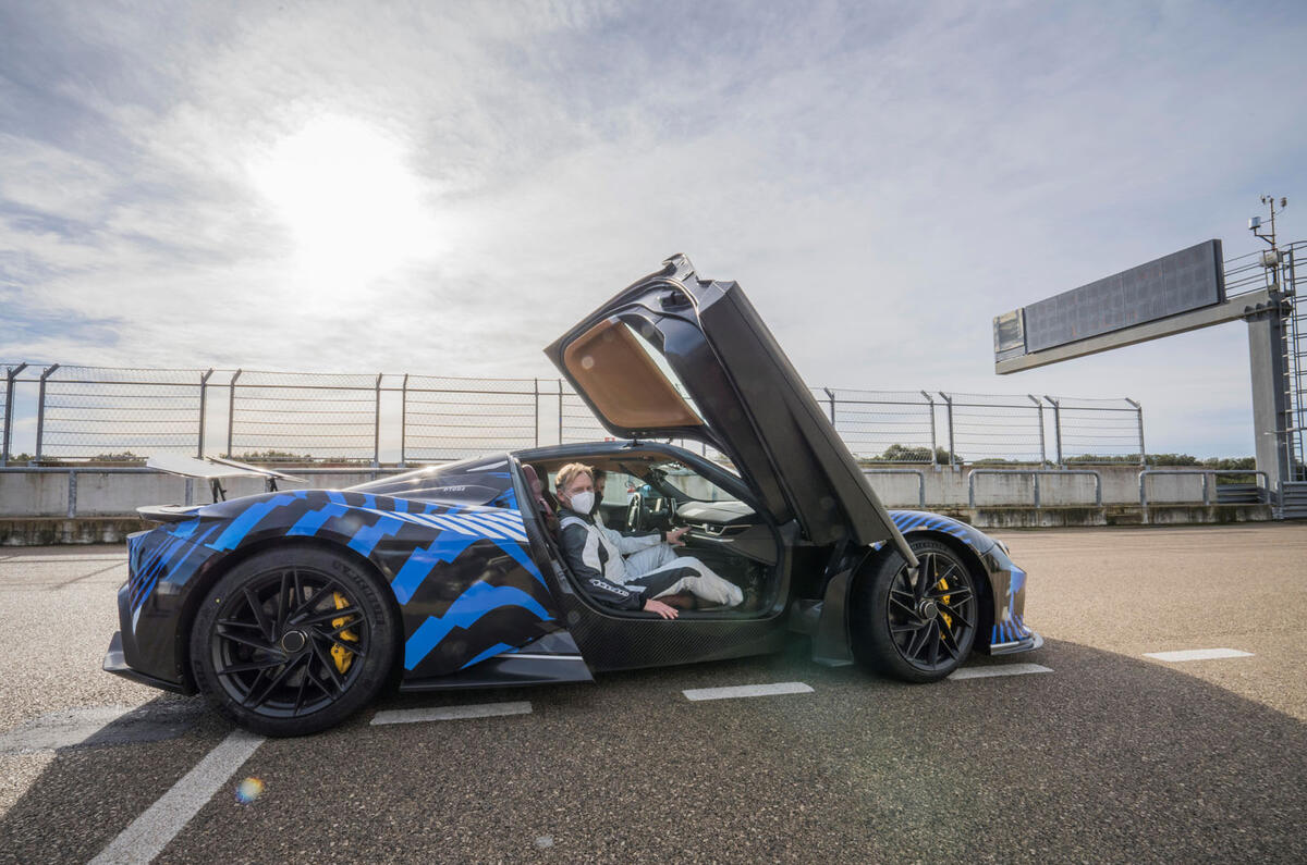 90 Pininfarina Battista first ride 2021 GK