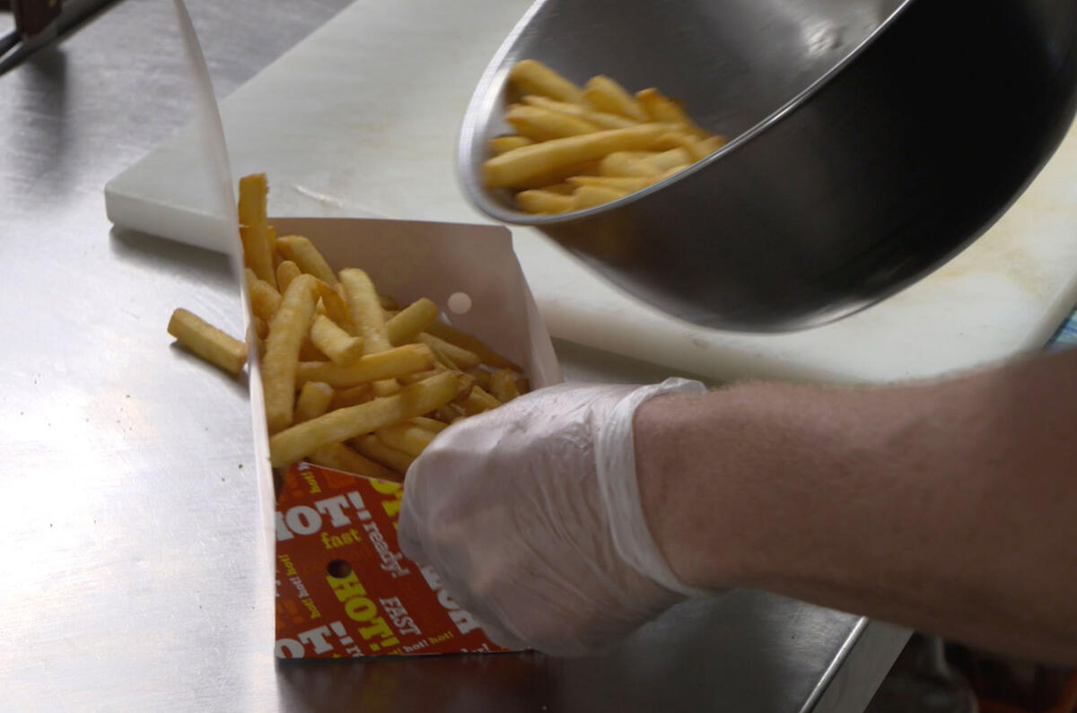 90 Polestar Australia biofill credit Dianne Bortoletto serving chips 90 Polestar Australia biofill credit Dianne Bortoletto serving chips