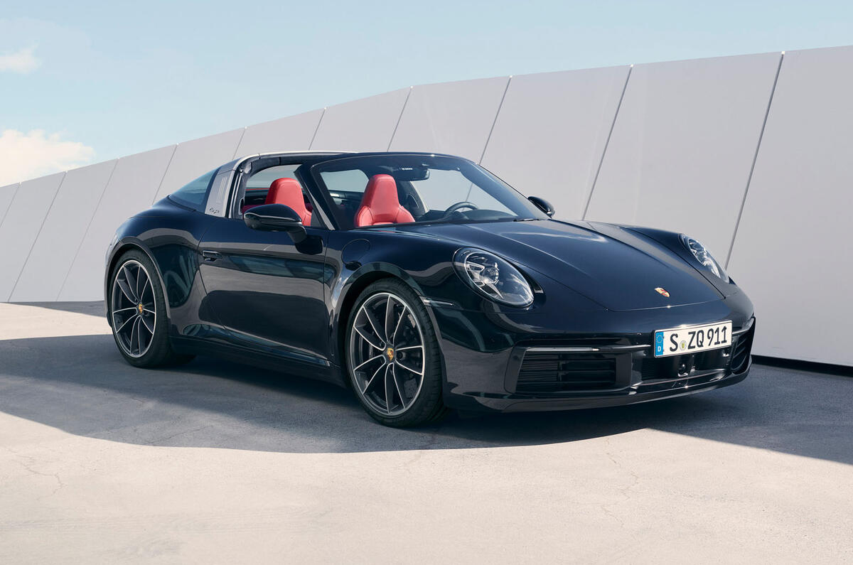 Porsche 911 Targa 992 official images - static front Porsche 911 Targa 992 official images - static front