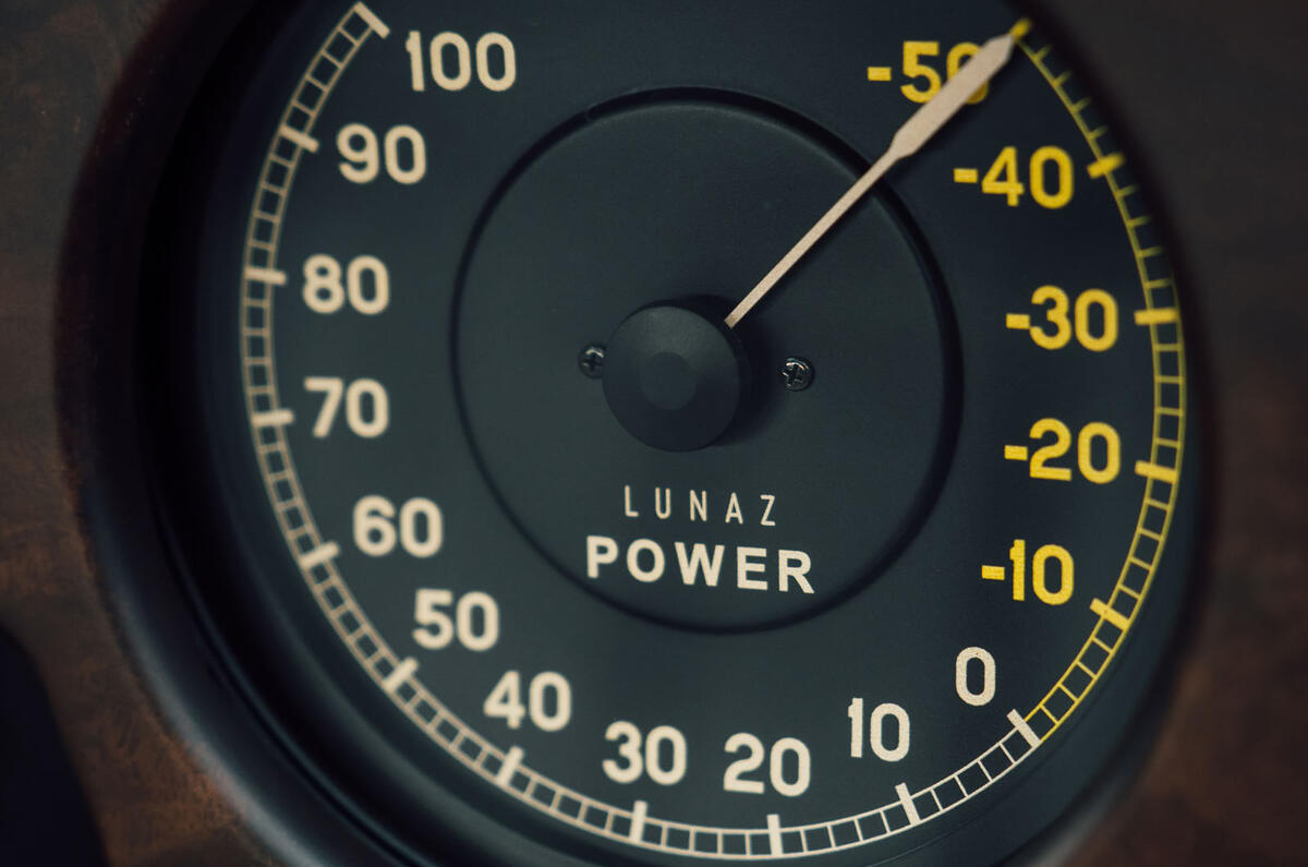 Rolls Royce by Lunaz official images - power meter Rolls Royce by Lunaz official images - power meter