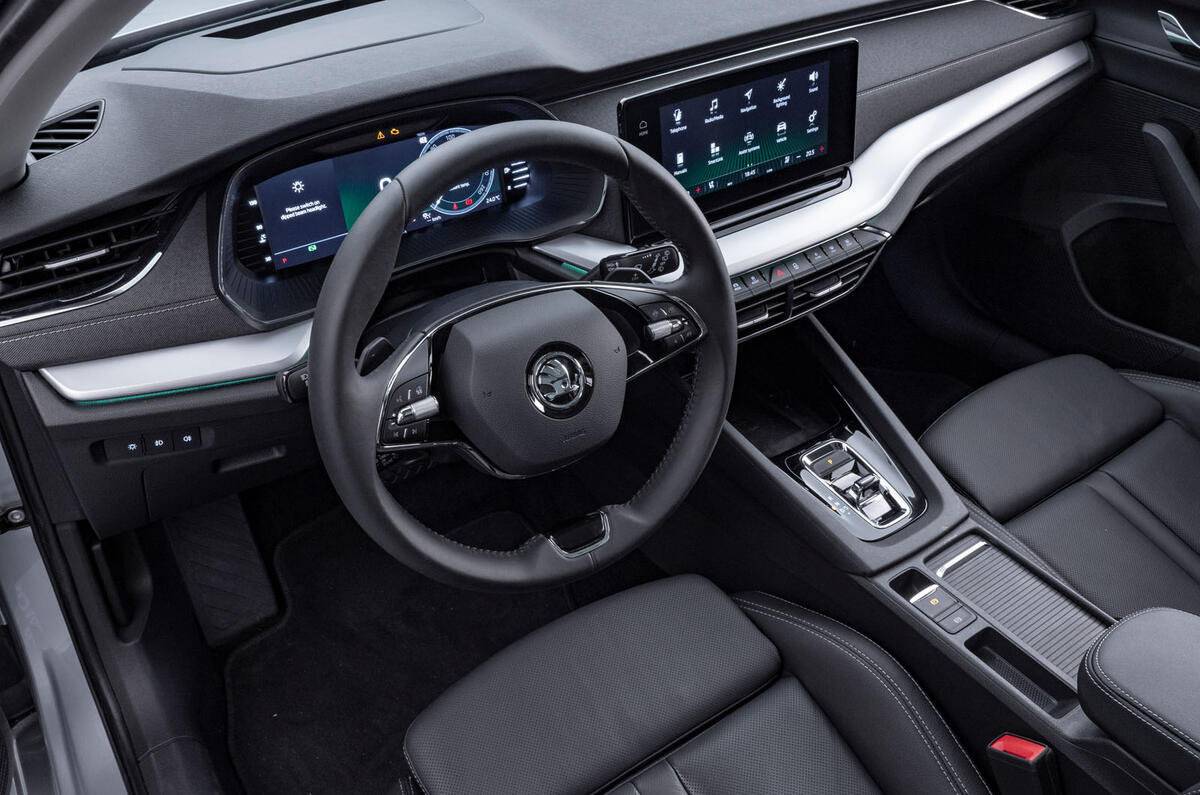 2020 Skoda Octavia official studio - dashboard