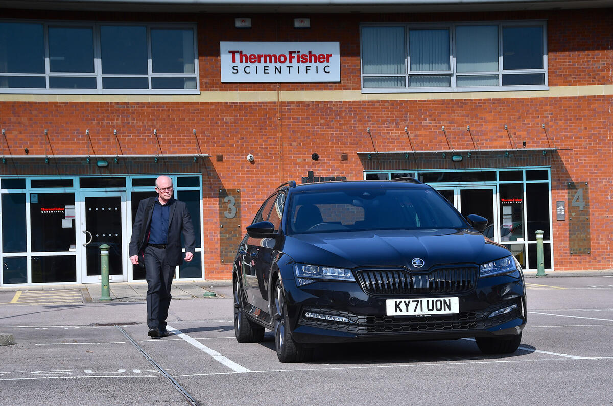 90 skoda superb estate