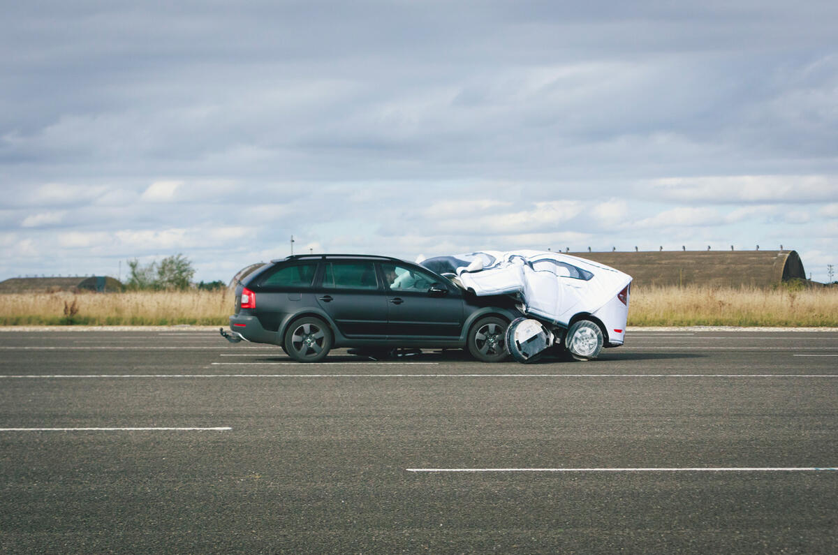 90 thatchams crash test 90 thatchams crash test