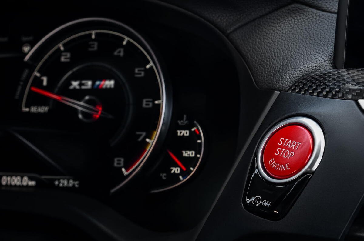 BMW X3M official press - start button