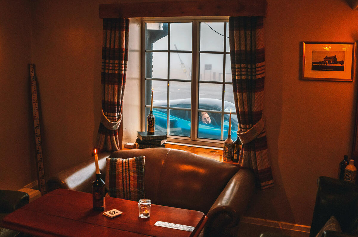 91 24hrs in McLaren GT 2022 looking in