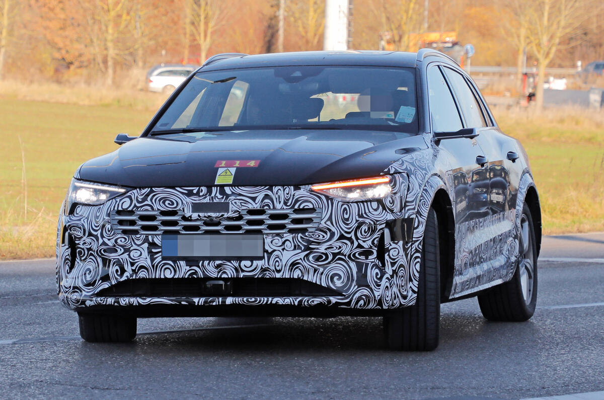 91 Audi E tron 2022 facelift spies nose 91 Audi E tron 2022 facelift spies nose