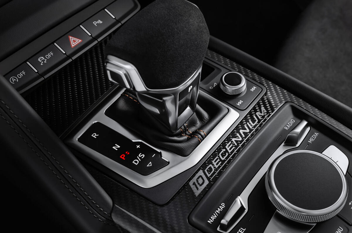 Audi R8 V10 Decennium official press images - centre console