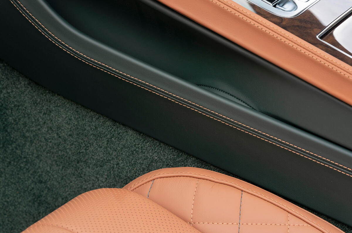 Bentley Mulliner Continental GT Convertible Equestrian Edition 2020 - trim Bentley Mulliner Continental GT Convertible Equestrian Edition 2020 - trim