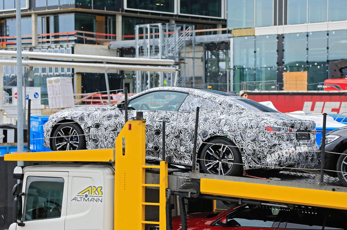 BMW 4 Series Coupe 2020 - static side BMW 4 Series Coupe 2020 - static side