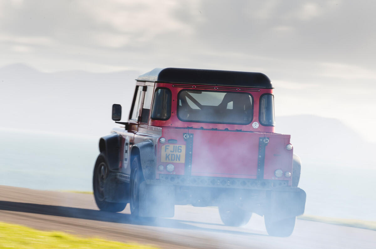 2019 Bowler Bulldog track drive - rear 2019 Bowler Bulldog track drive - rear