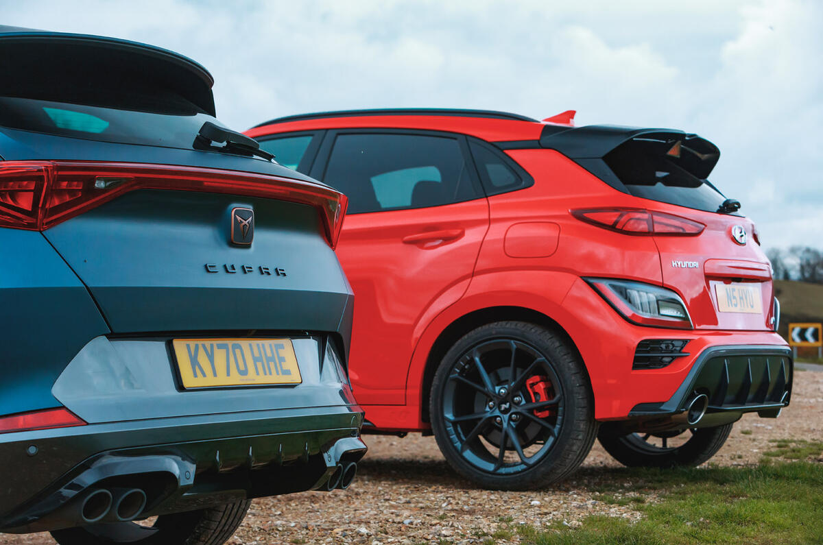 91 Cupra Formentor vs Hyundai Kona N 2022 exhausts 91 Cupra Formentor vs Hyundai Kona N 2022 exhausts