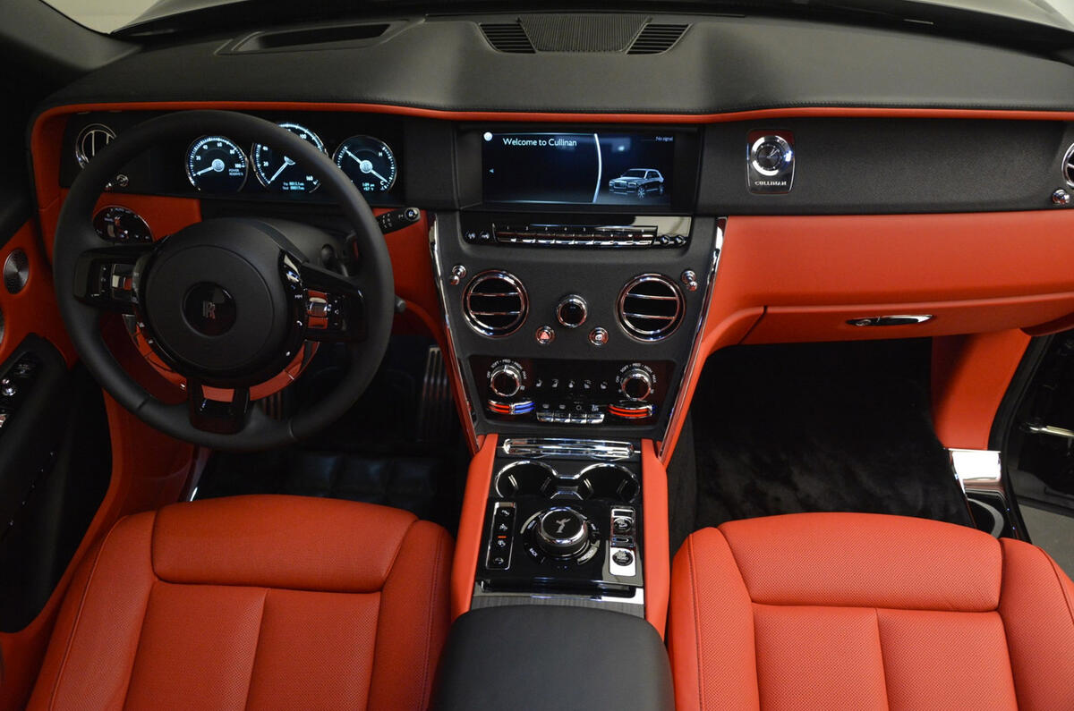 91 DMC Rolls Royce Cullinan interior 91 DMC Rolls Royce Cullinan interior