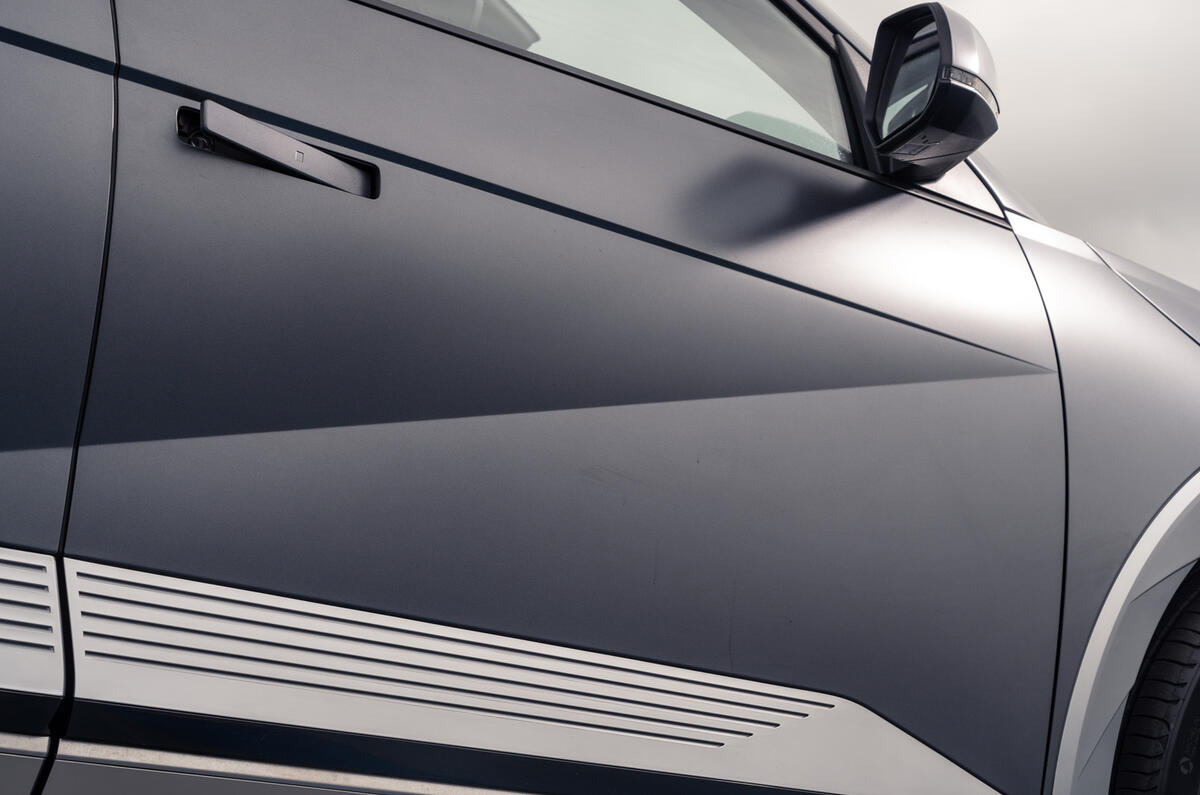 91 Enyaq vs Ioniq 5 2021 hyundai doors 91 Enyaq vs Ioniq 5 2021 hyundai doors