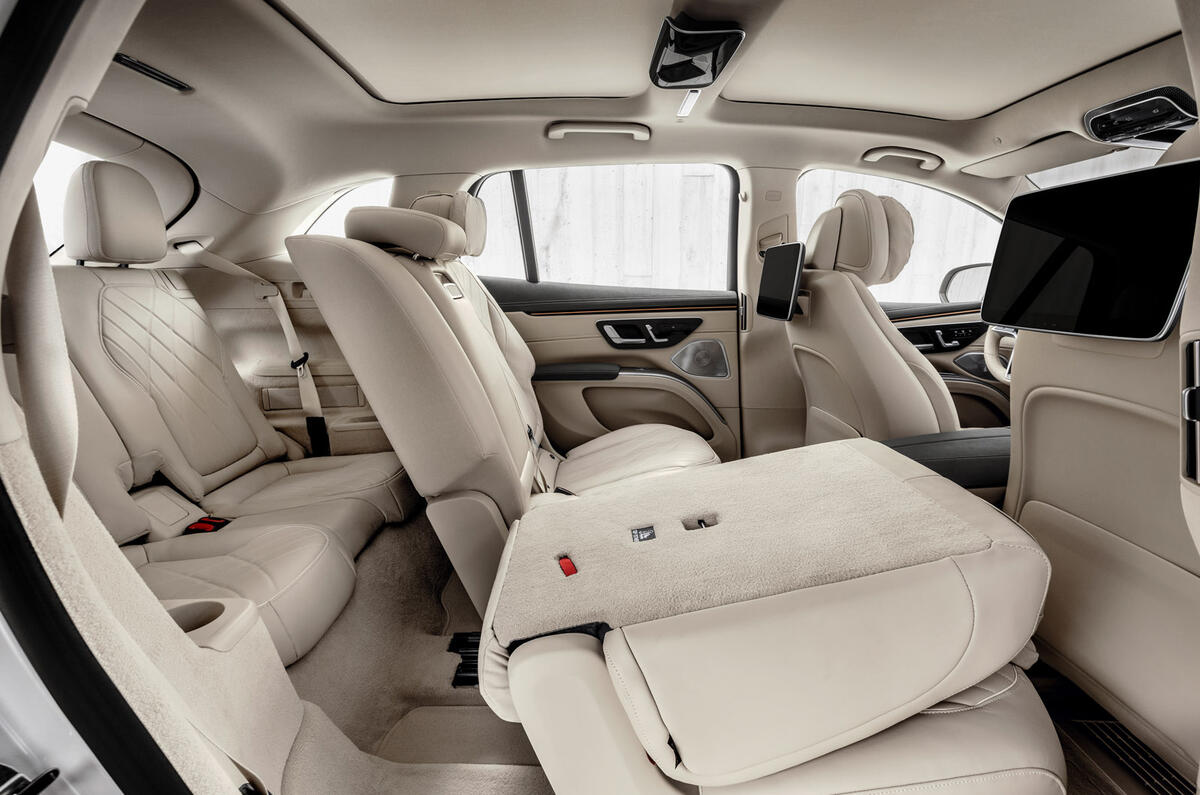 91 mercedes benz eqs suv official reveal images third row seats 91 mercedes benz eqs suv official reveal images third row seats