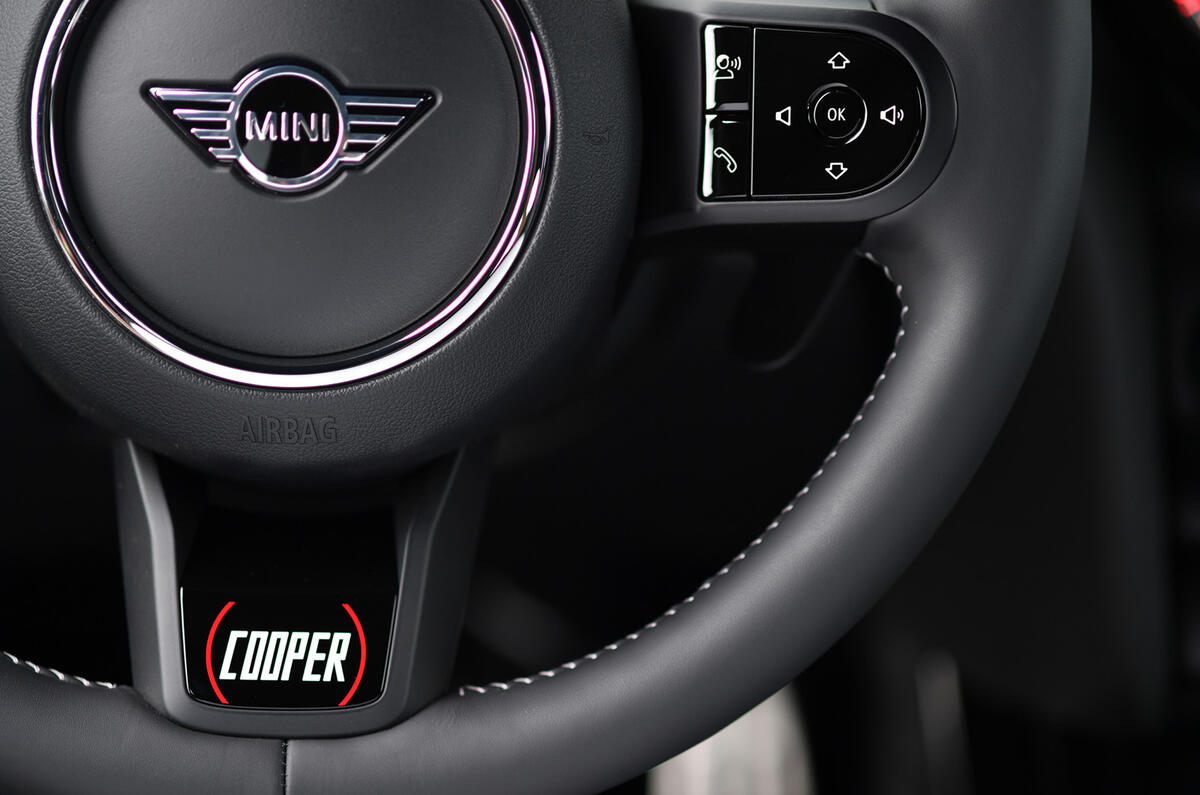 91 Mini JCW anniversary official images steering wheel 91 Mini JCW anniversary official images steering wheel