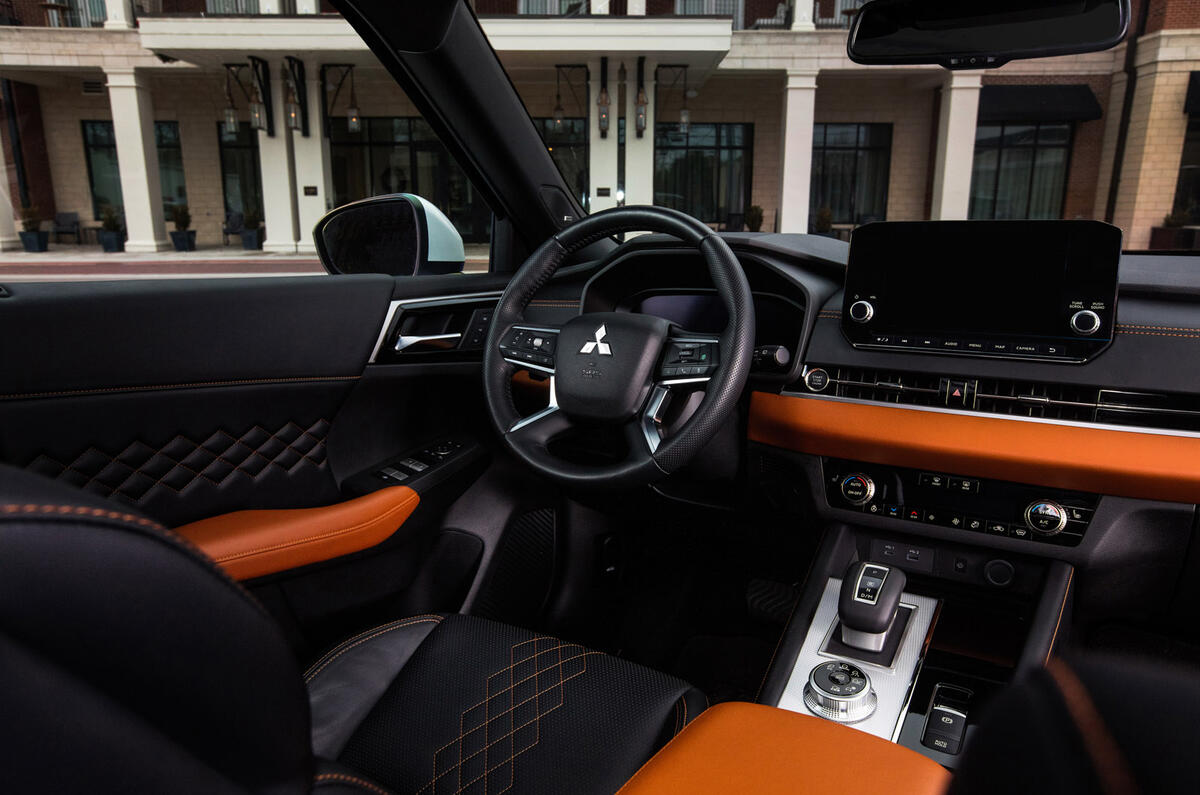 91 Mitsubishi Outlander 2021 official images dashboard 91 Mitsubishi Outlander 2021 official images dashboard