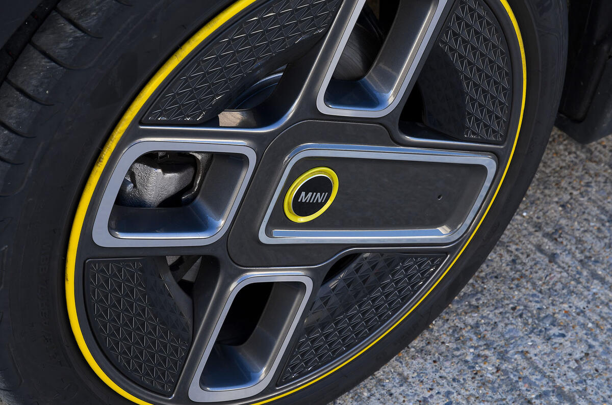 a month with a Mini Electric - alloy wheels a month with a Mini Electric - alloy wheels