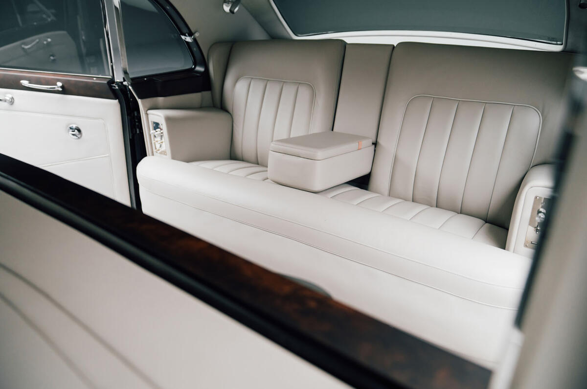 Rolls Royce by Lunaz official images - rear seats Rolls Royce by Lunaz official images - rear seats