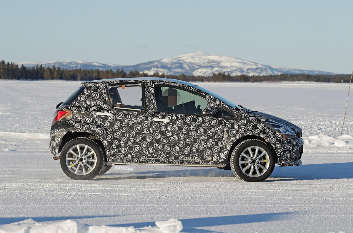 2021 Toyota small SUV prototype - cornering side 2021 Toyota small SUV prototype - cornering side