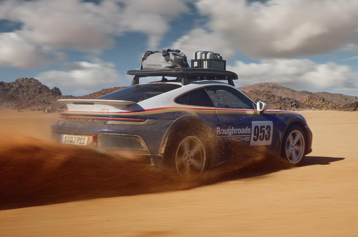 911 Dakar rear dynamic 911 Dakar rear dynamic
