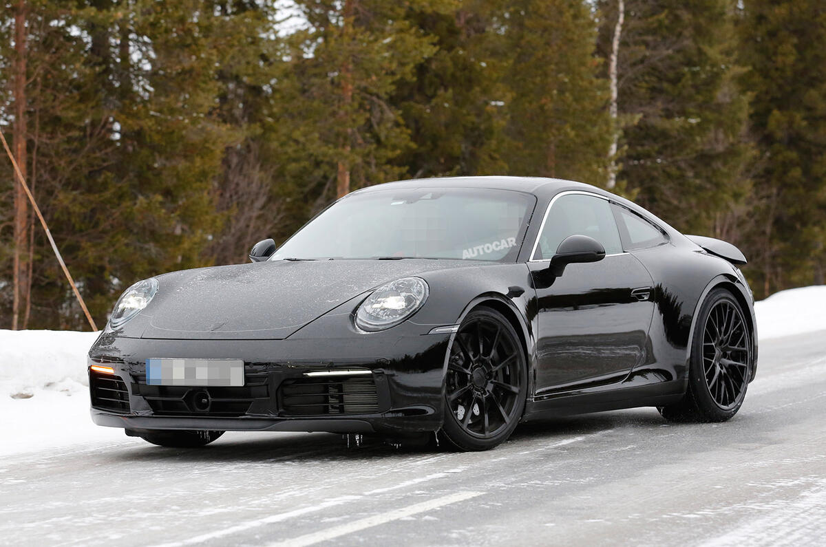 2019 Porsche 911 Cabriolet seen testing with new rear wing ...