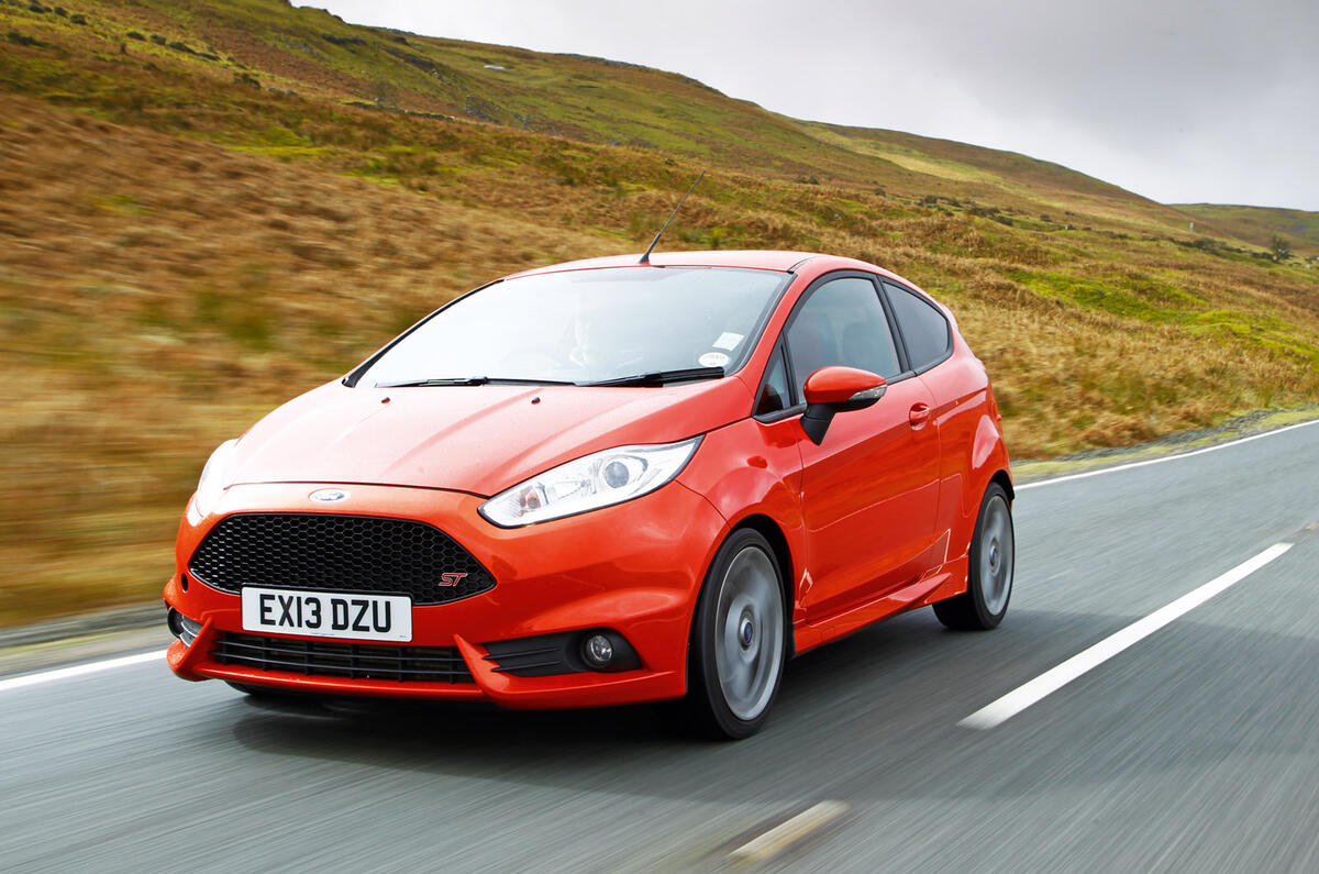 Ford Fiesta ST 2013 - tracking front Ford Fiesta ST 2013 - tracking front